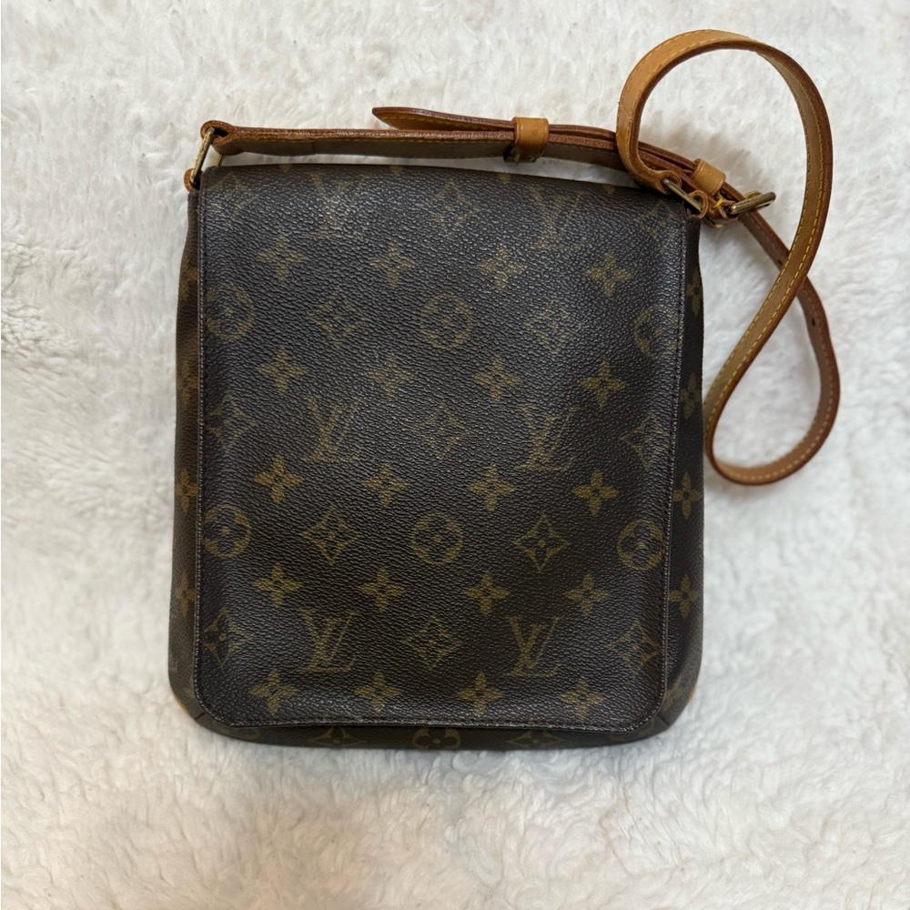 Louis Vuitton Musette Salsa Crossbody + Strap Extender